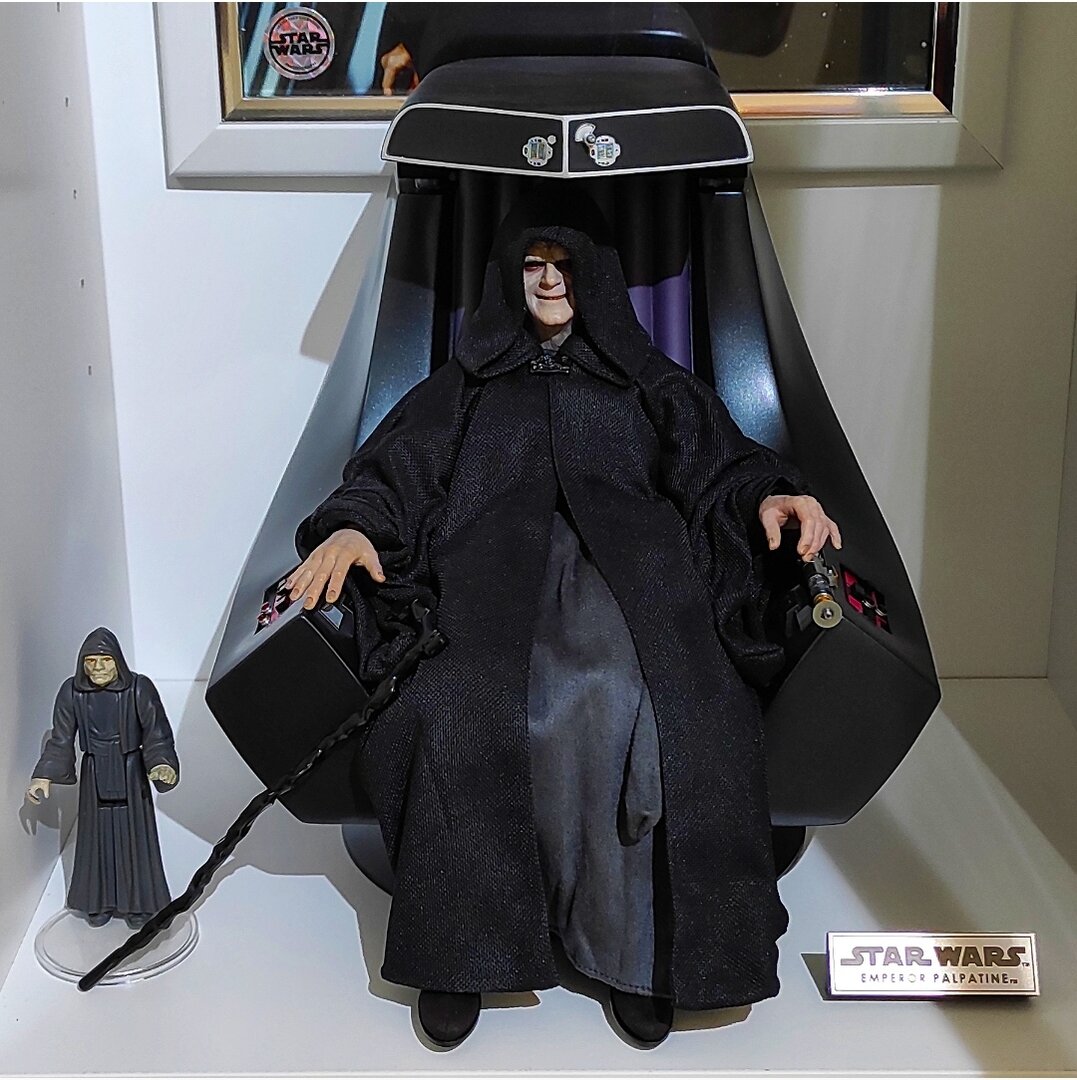 Hot on sale toys palpatine